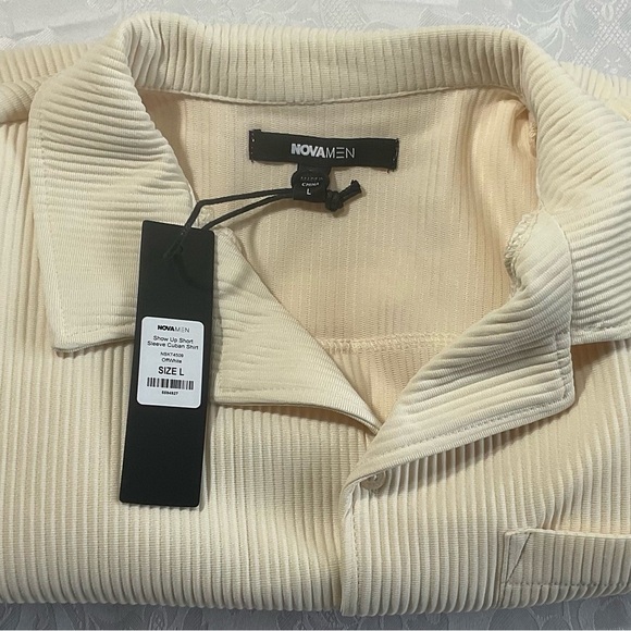 NovaMen Show Up Short Sleeve Cuban Shirt Size Large Cream New With Tags - Picture 1 of 6